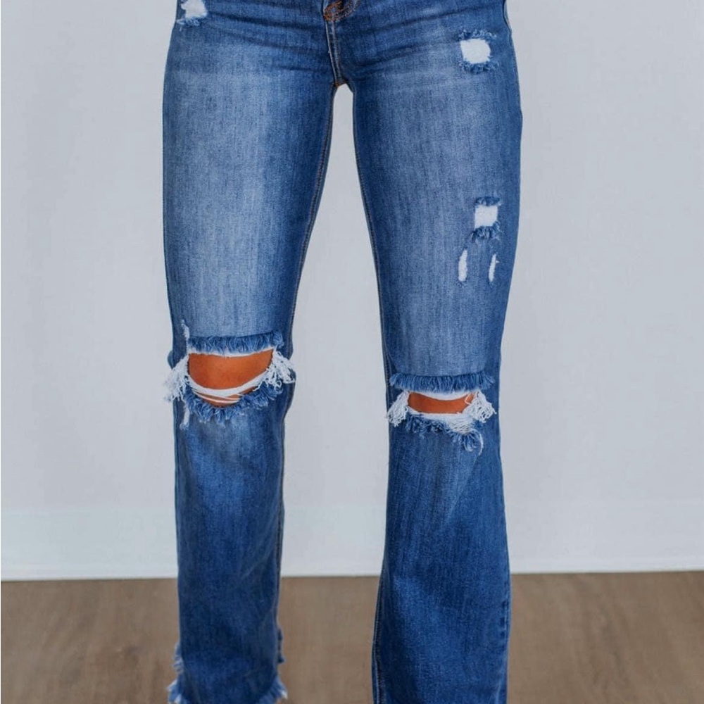 Women's Distressed RISEN Blue Jeans